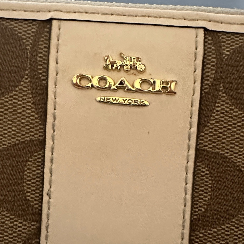 Coach Signature Brown and Cream Zip Wallet - Picture 7 of 7